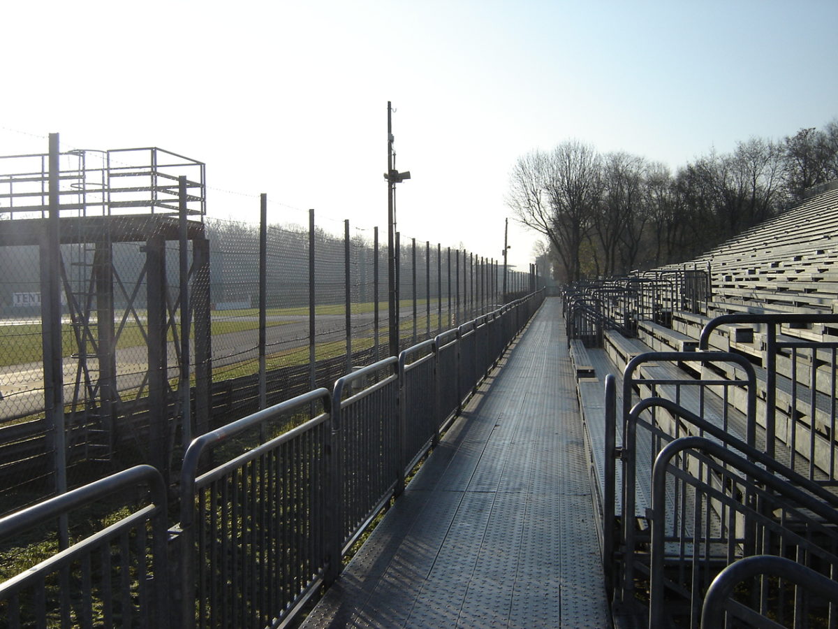 Autodromo di Monza - No. 8A 8B Prima Variante Esterna (12/2005)