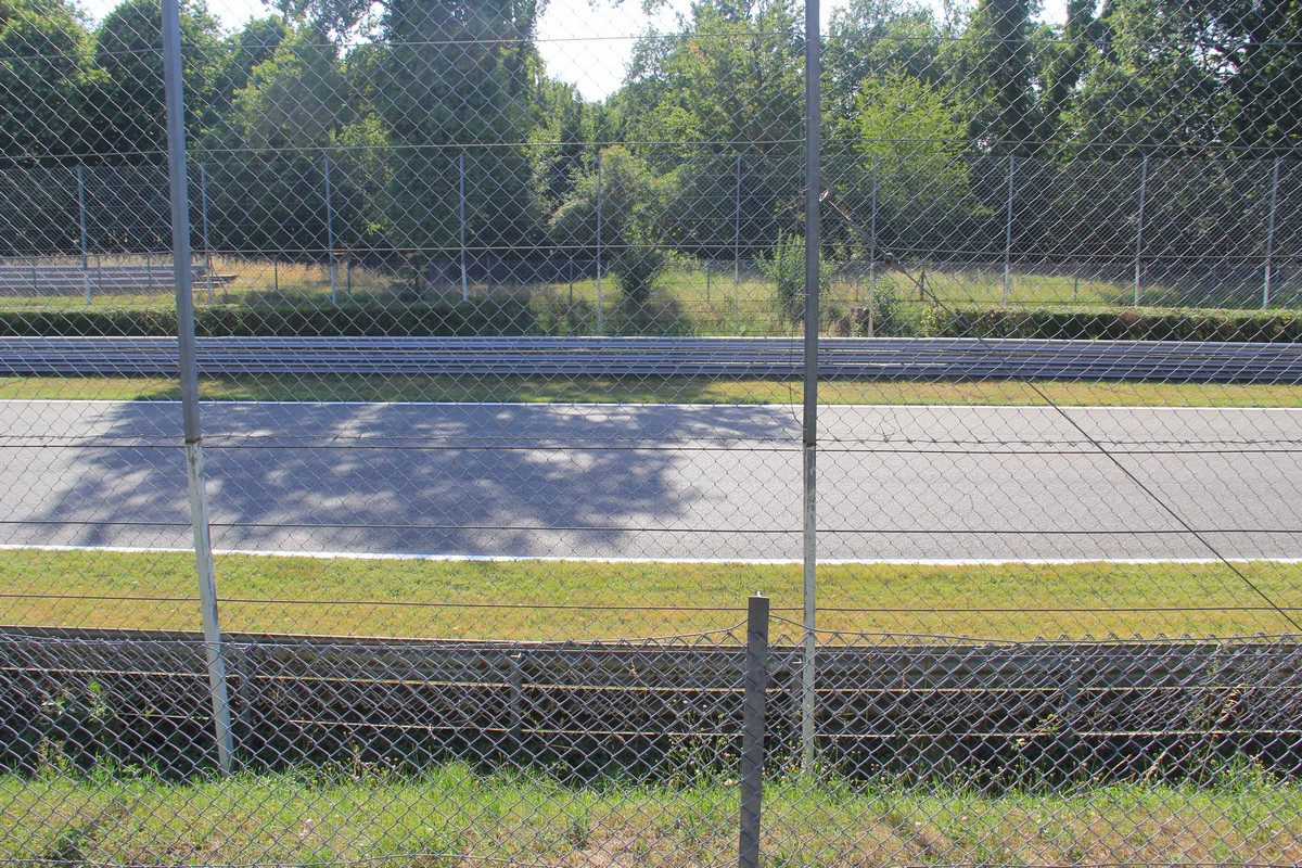 Autodromo di Monza - Track view from the Parabolica straight